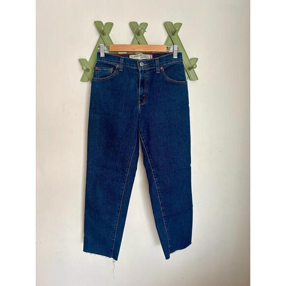 Vintage Levi's Classic Relaxed Tapered High Rise Jeans Size 4 - Picture 1 of 7